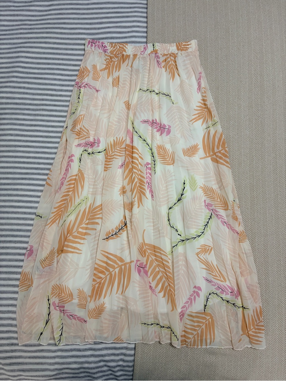 Roolee Warmer Days Pleated Floral Midi Skirt Small